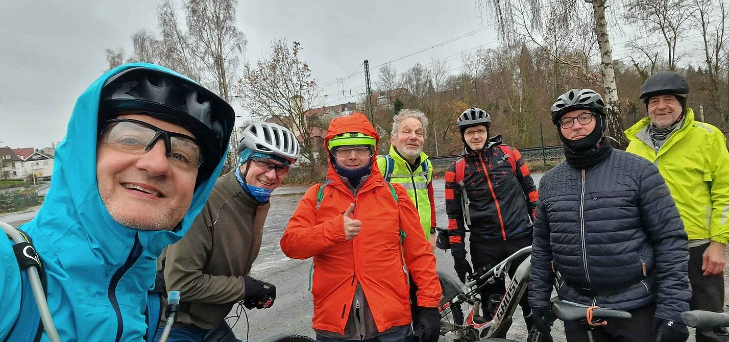 Am_Ziel_angekommen MTB-Tour „Der Norden und Westen Schwalmstadts“ Am_Ziel_angekommen