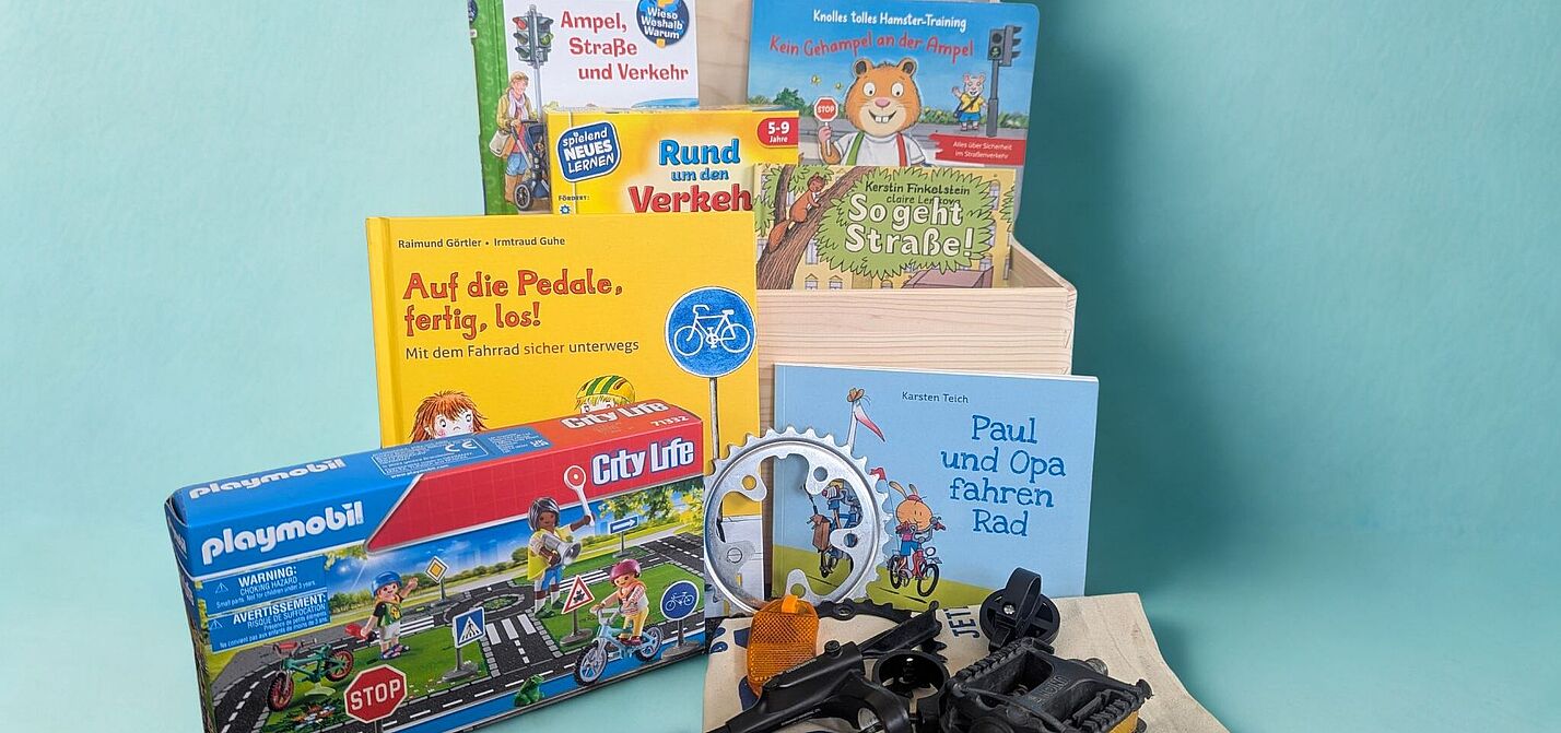 ADFC SH-"Flitzekiste" ADFC SH-"Flitzekiste" - von Playmobil bis Fahrradteile-Tastspiel