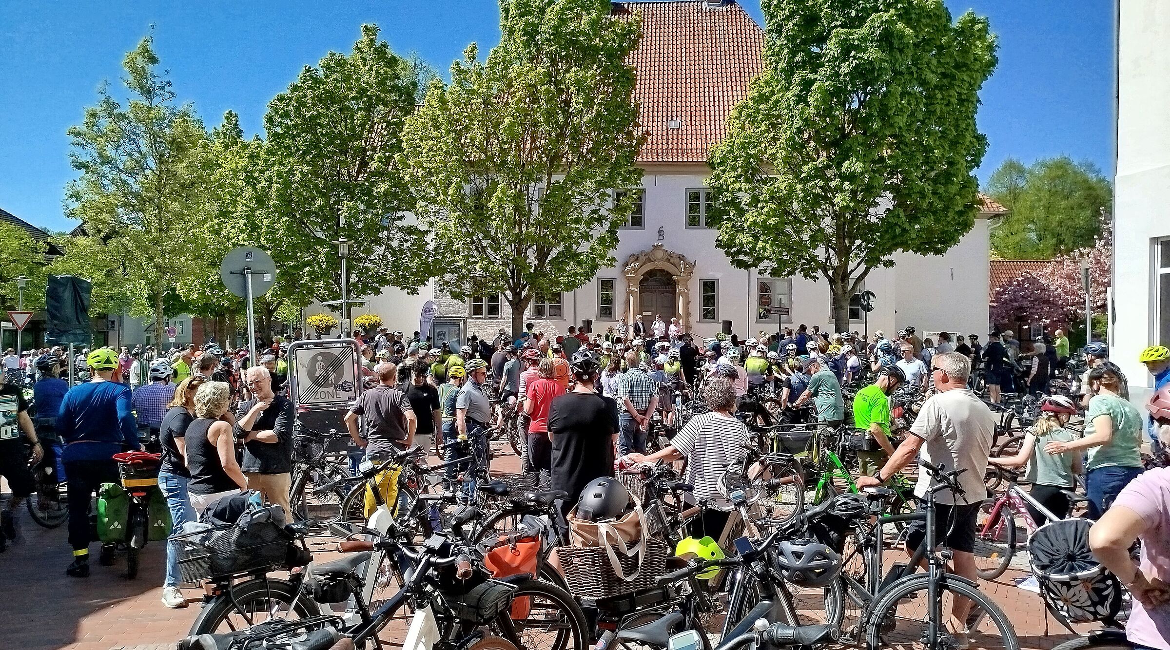 Fast 1.000 Menschen beim 1. STÖRRADELN