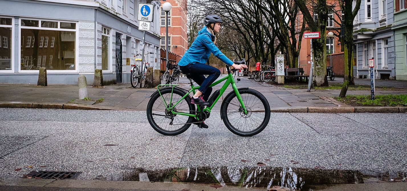 Der Herbst hält einige Herausforderungen für Radfahrende bereit. 